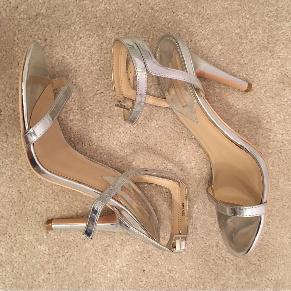 Forever 21 - Silver heels